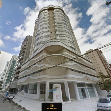Belíssimo apartamento no Centro de Balneário Camboriú 