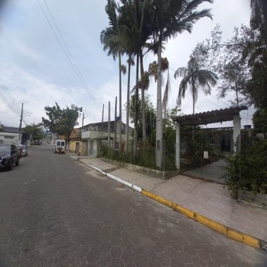 Lote no Monte Alegre